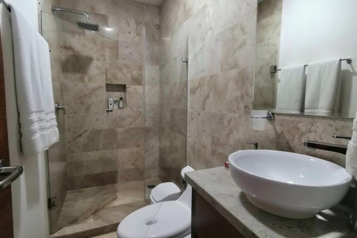 King Master With Pool Near 5th And Apartamento *