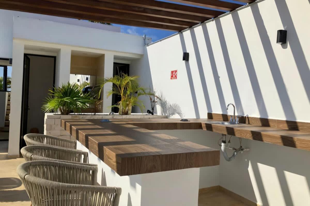 King Master With Pool Near 5th And Playa del Carmen
